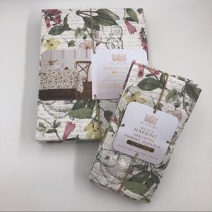 Parisian Script Floral wildflower Bunny Spring Tablecloth & 12 Napkins